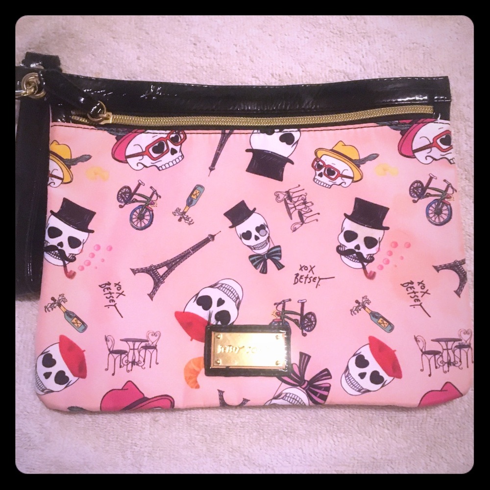Betsey Johnson Pink Skull Print Clutch